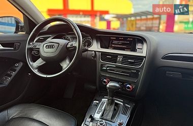 Седан Audi A4 2012 в Киеве