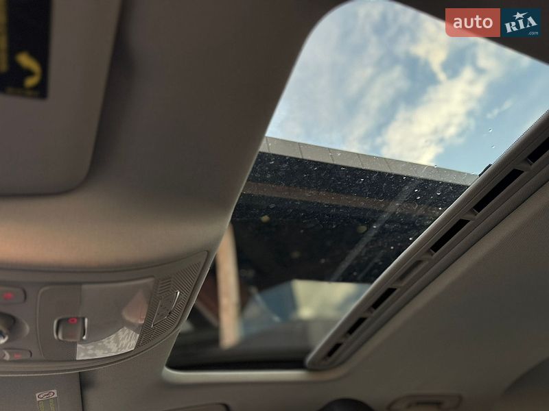 Седан Audi A4 2012 в Киеве
