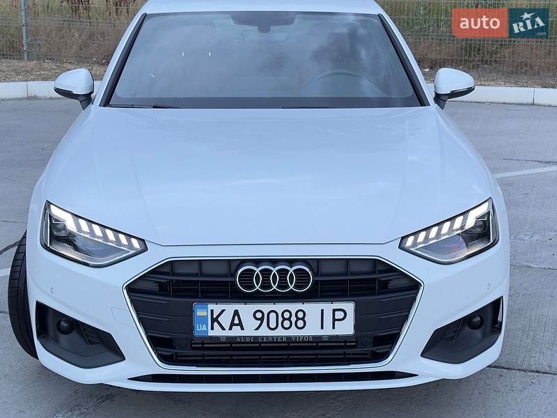Седан Audi A4 2022 в Одессе