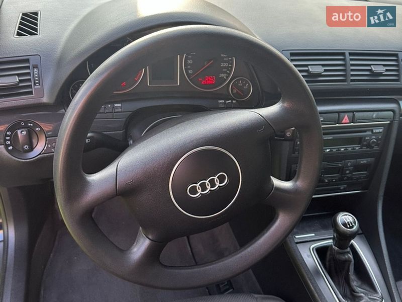Седан Audi A4 2001 в Шумске фото 5 Седан Audi A4 2001 в Шумске