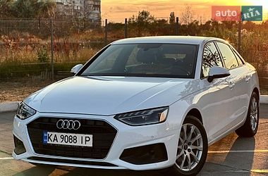 Седан Audi A4 2022 в Одессе