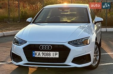 Седан Audi A4 2022 в Одессе