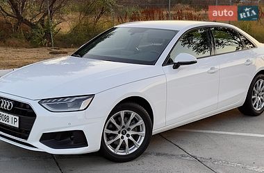 Седан Audi A4 2022 в Одессе