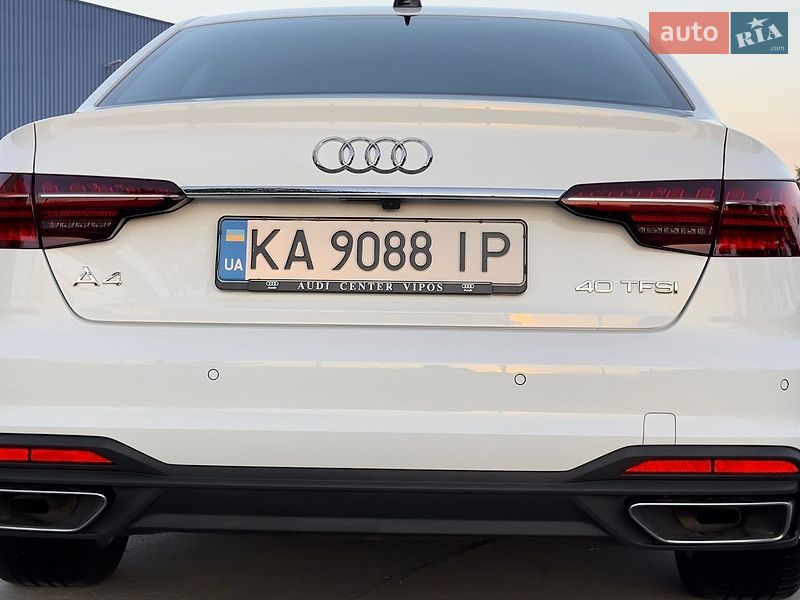 Седан Audi A4 2022 в Одессе