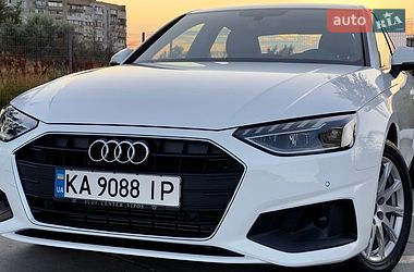 Audi A4  2022
