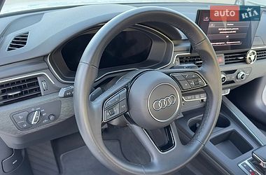 Седан Audi A4 2022 в Одессе