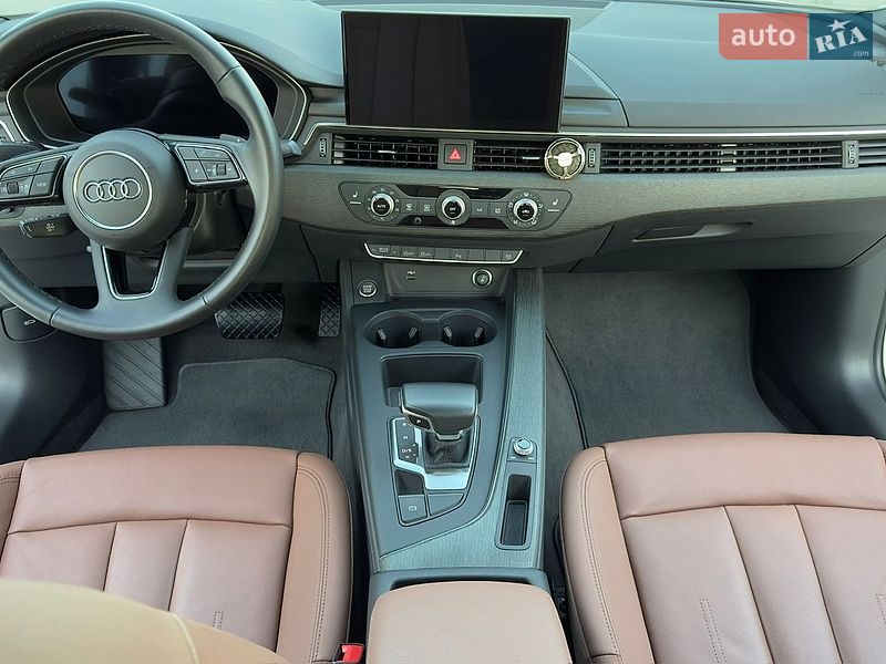 Седан Audi A4 2022 в Одессе