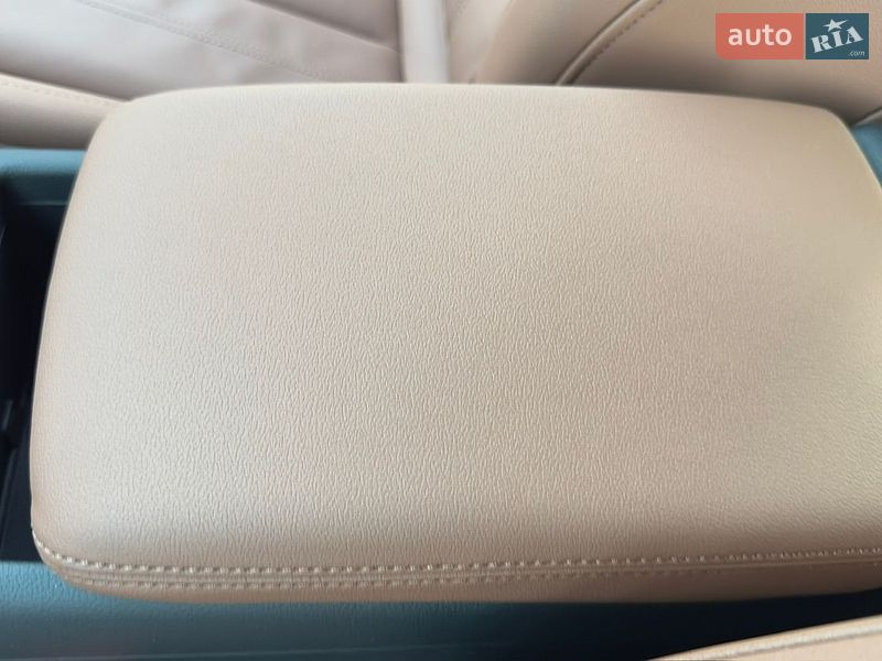 Седан Audi A4 2022 в Одессе