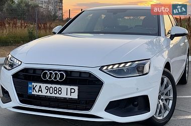 Седан Audi A4 2022 в Одессе