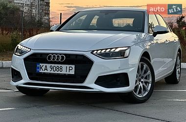 Седан Audi A4 2022 в Одессе