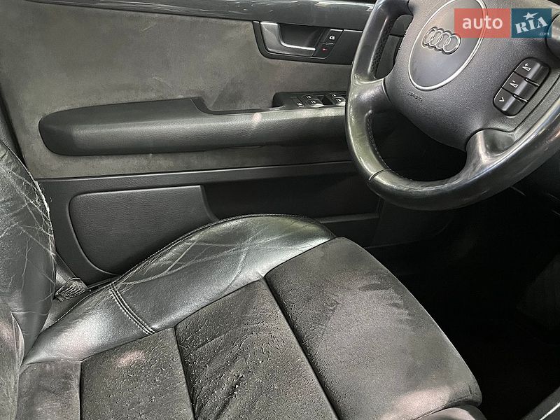 Универсал Audi A4 2004 в Первомайске