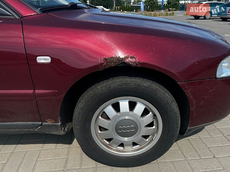 Седан Audi A4 1999 в Черкассах