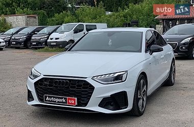Audi A4  2022