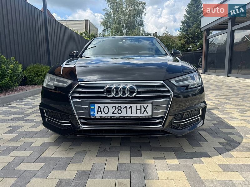 Седан Audi A4 2016 в Киеве