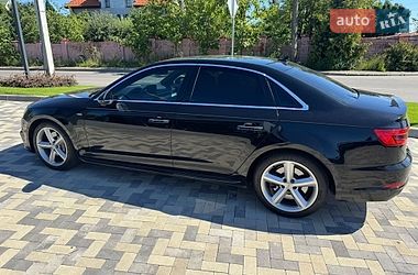 Седан Audi A4 2016 в Киеве