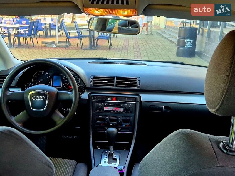 Седан Audi A4 2006 в Черкасах
