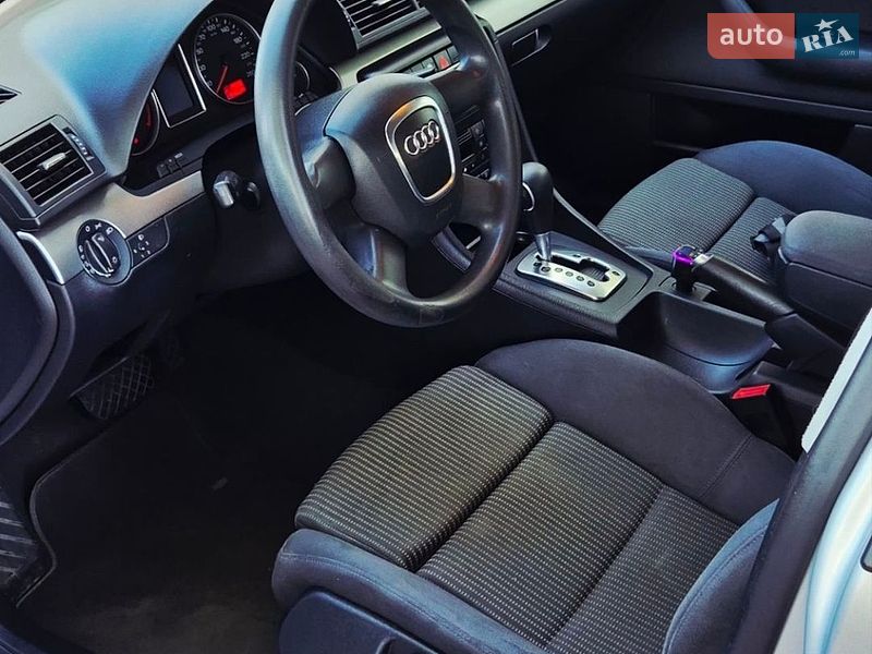 Седан Audi A4 2006 в Черкасах