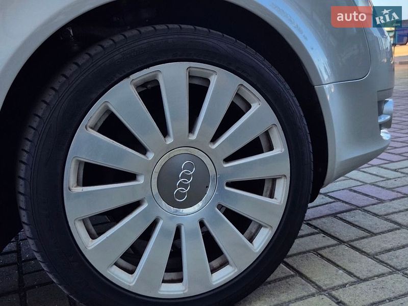 Седан Audi A4 2006 в Черкасах
