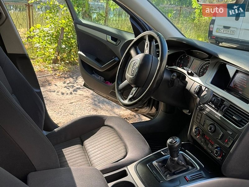 Седан Audi A4 2010 в Львове фото 13 Седан Audi A4 2010 в Львове