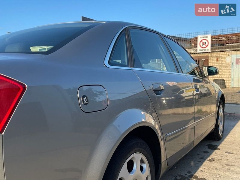 Седан Audi A4 2002 в Вараше фото 8 Седан Audi A4 2002 в Вараше