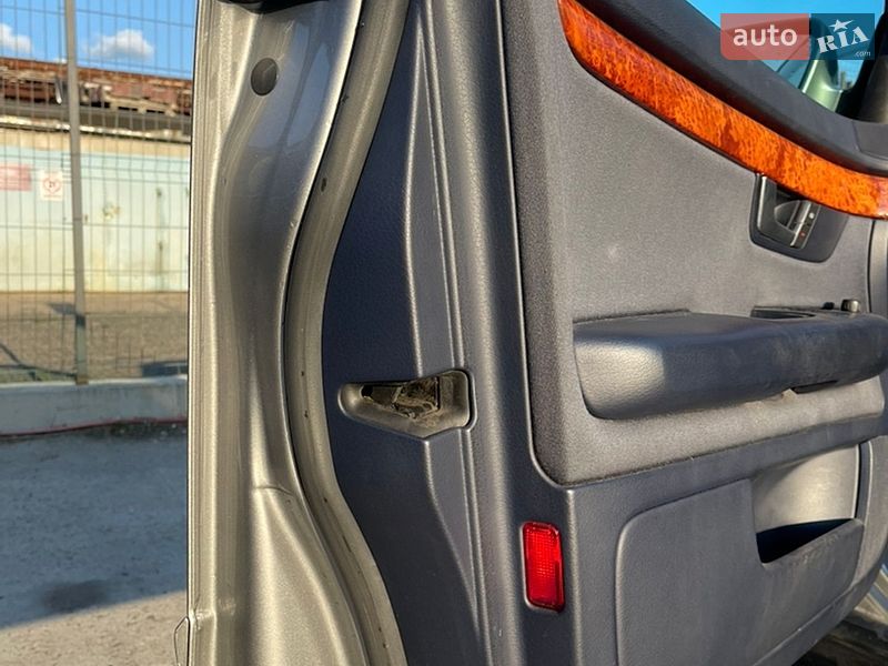 Седан Audi A4 2002 в Вараше фото 14 Седан Audi A4 2002 в Вараше
