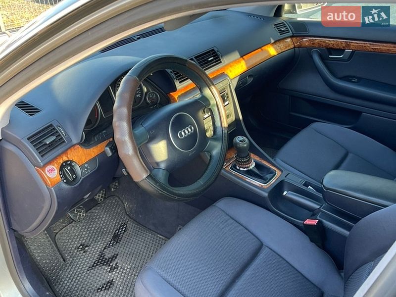 Седан Audi A4 2002 в Вараше фото 16 Седан Audi A4 2002 в Вараше