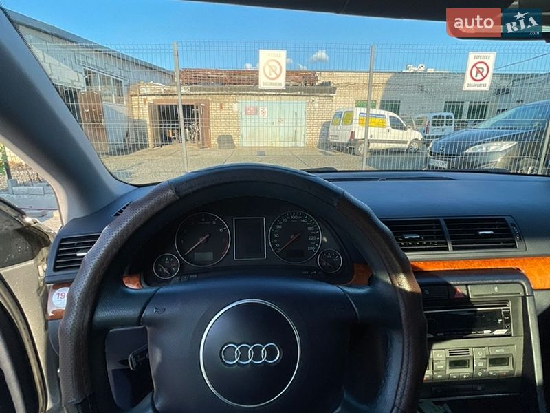 Седан Audi A4 2002 в Вараше фото 18 Седан Audi A4 2002 в Вараше