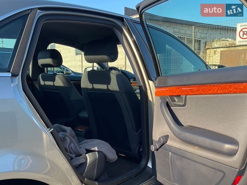 Седан Audi A4 2002 в Вараше фото 24 Седан Audi A4 2002 в Вараше