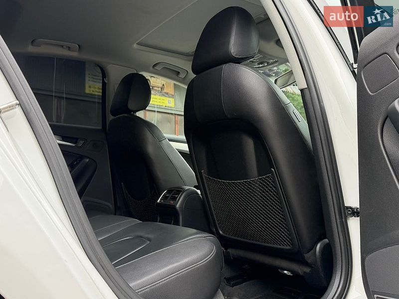 Седан Audi A4 2015 в Львове