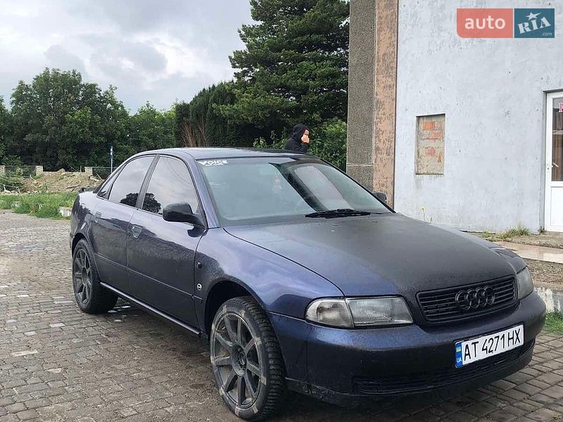 Седан Audi A4 1995 в Вашковцах фото Седан Audi A4 1995 в Вашковцах