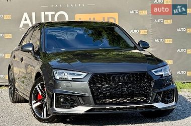 Audi A4  2016