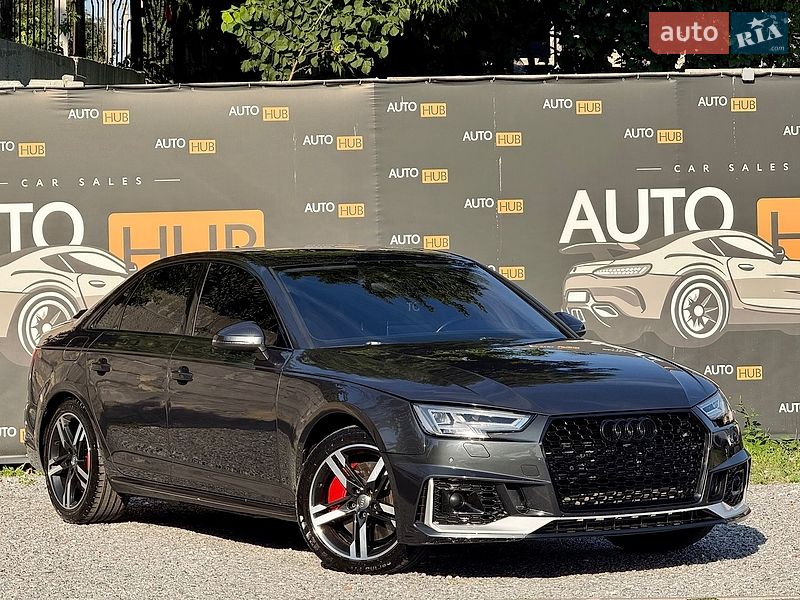 Седан Audi A4 2016 в Харькове