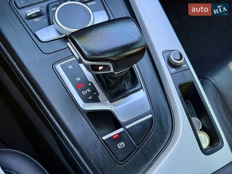 Седан Audi A4 2016 в Харькове