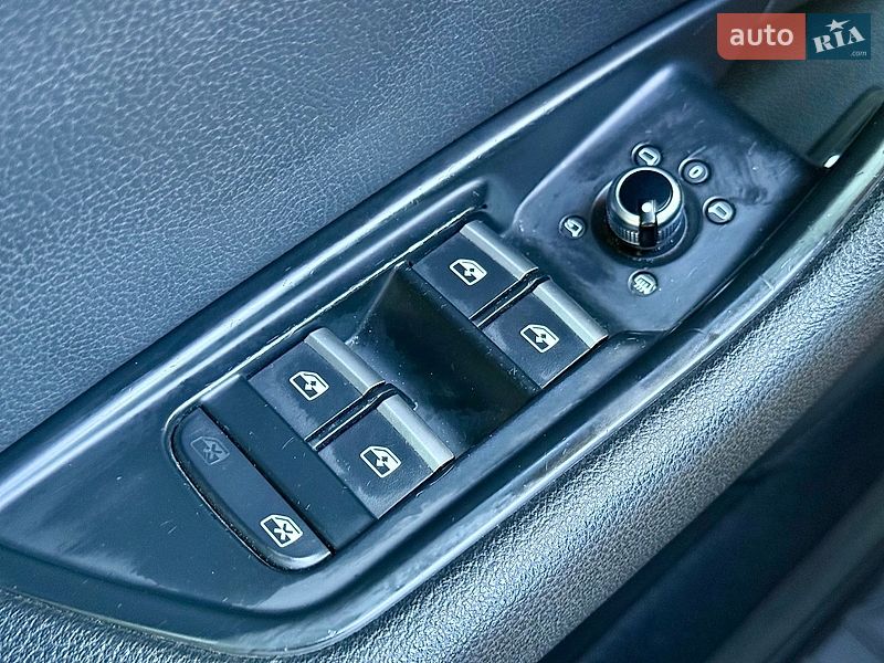 Седан Audi A4 2016 в Харькове