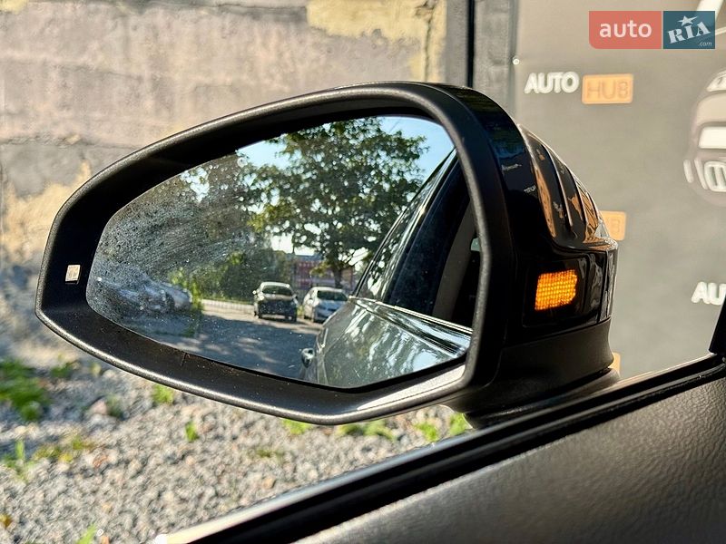 Седан Audi A4 2016 в Харькове