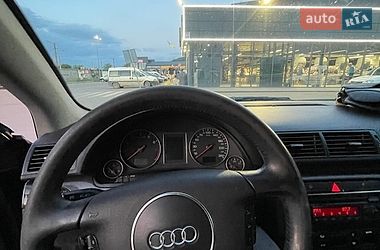 Седан Audi A4 2002 в Шумську