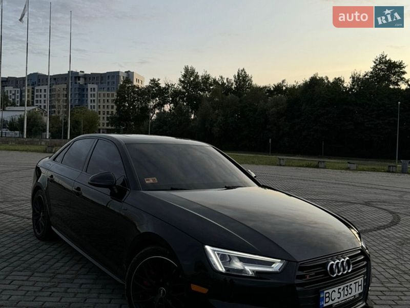 Audi A4 2017