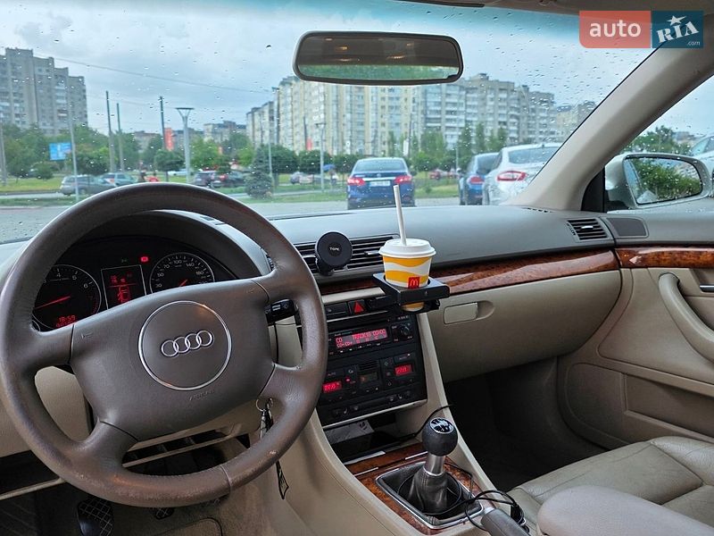 Седан Audi A4 2005 в Львові