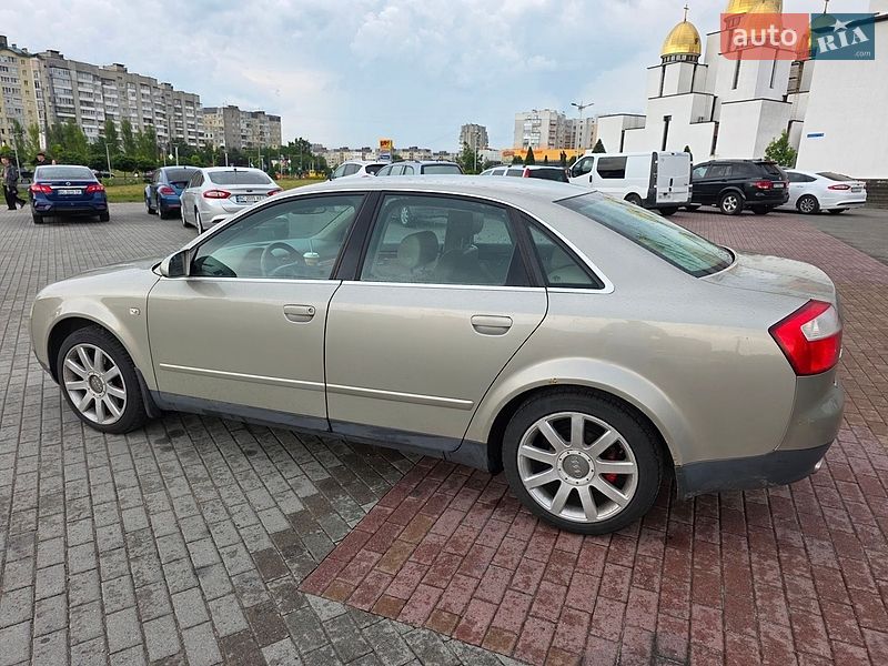 Седан Audi A4 2005 в Львові