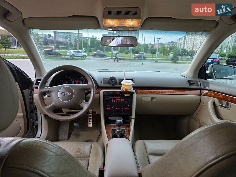 Седан Audi A4 2005 в Львові