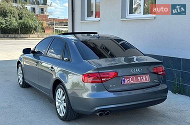 Седан Audi A4 2014 в Ужгороді