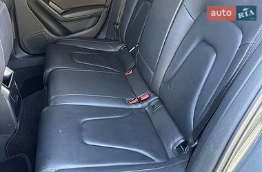 Седан Audi A4 2014 в Ужгороді