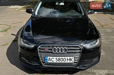 Седан Audi A4 2015 в Хмельницком