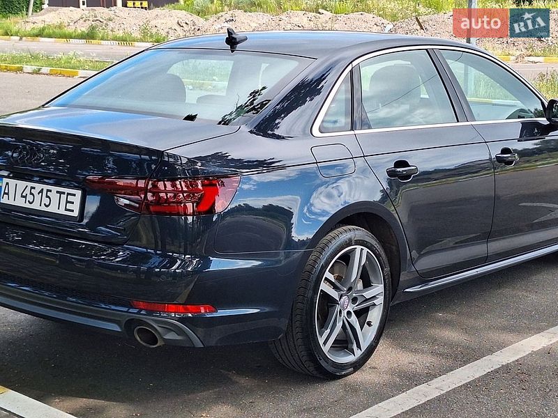 Седан Audi A4 2017 в Киеве