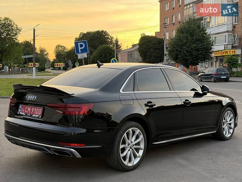 Седан Audi A4 2019 в Виннице