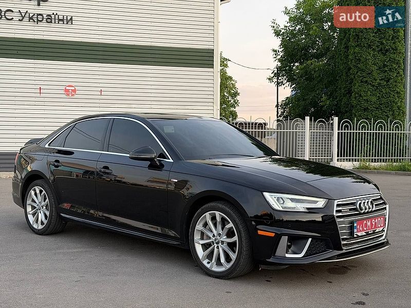 Седан Audi A4 2019 в Виннице