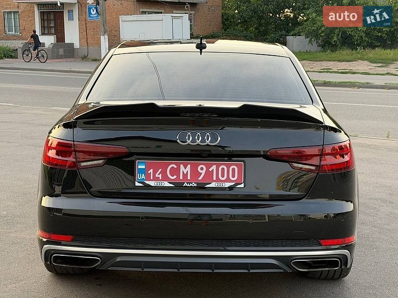 Седан Audi A4 2019 в Виннице