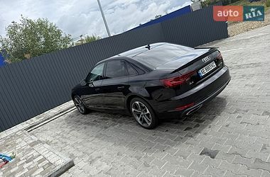 Audi A4  2019