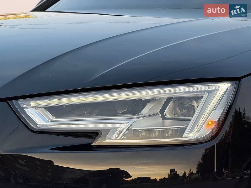 Седан Audi A4 2019 в Виннице