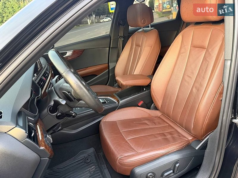 Седан Audi A4 2019 в Виннице